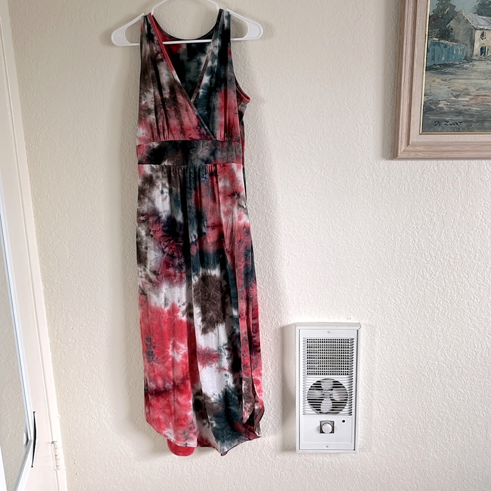 Woosea Tie-dye dress NWOT